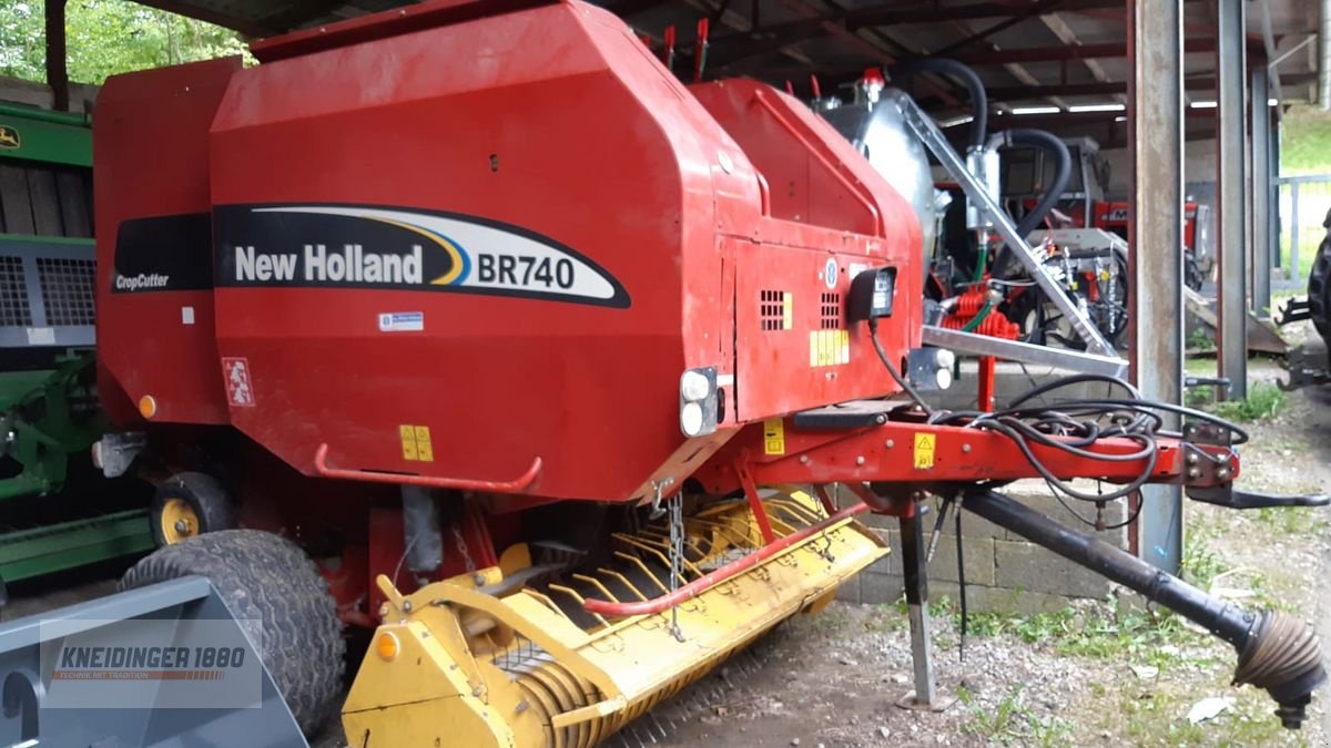 Rundballenpresse Türe ait New Holland BR 740 CropCutter, Gebrauchtmaschine içinde Altenfelden (resim 1)