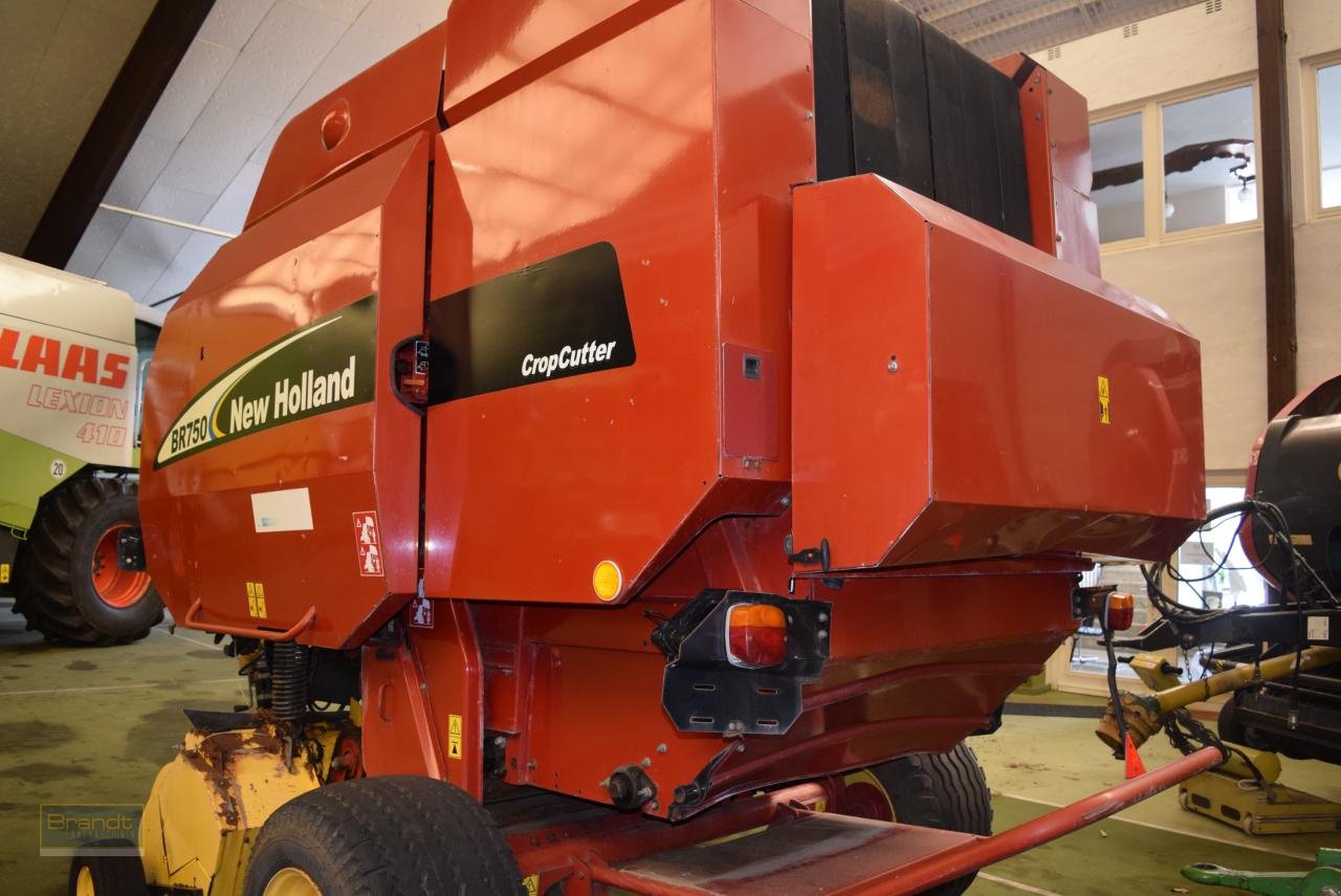 Rundballenpresse van het type New Holland BR 750 CropCutter, Gebrauchtmaschine in Oyten (Foto 5)