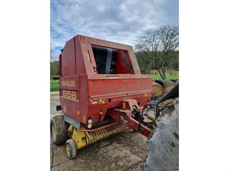 Rundballenpresse typu New Holland BR658, Gebrauchtmaschine v CHAUMONT (Obrázek 1)