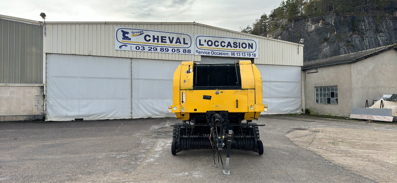 Rundballenpresse of the type New Holland Br7060, Gebrauchtmaschine in Lérouville (Picture 1)