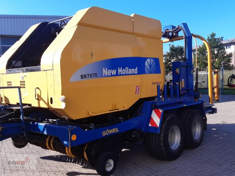 Rundballenpresse Türe ait New Holland BR7070, Gebrauchtmaschine içinde Lensahn (resim 1)