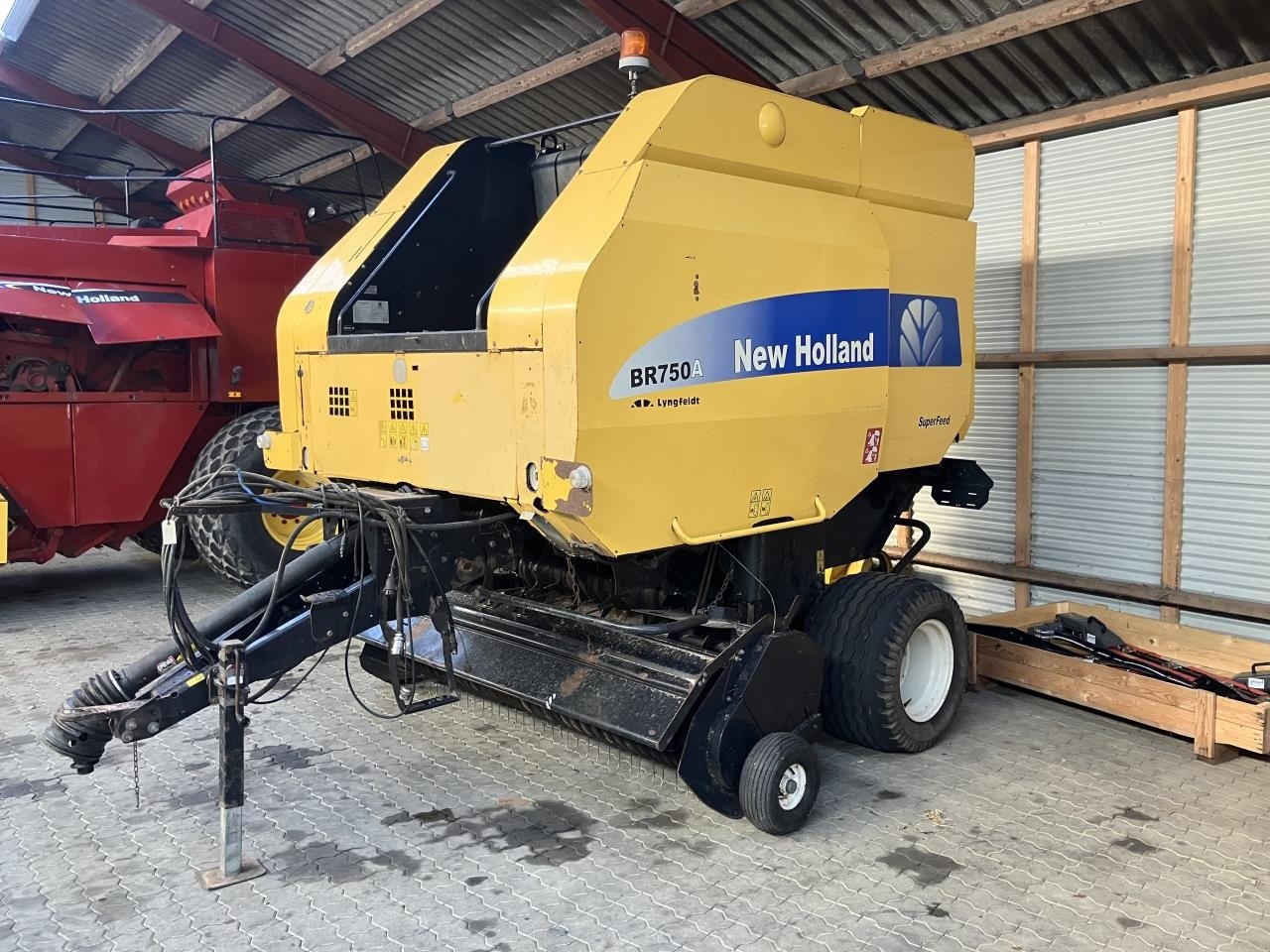 Rundballenpresse tipa New Holland BR750 RUNDBALLEPRES., Gebrauchtmaschine u Herning (Slika 1)