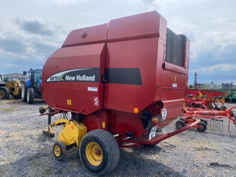 Rundballenpresse of the type New Holland BR750, Gebrauchtmaschine in Richebourg (Picture 5)