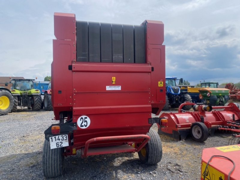 Rundballenpresse typu New Holland BR750, Gebrauchtmaschine v Richebourg (Obrázok 6)