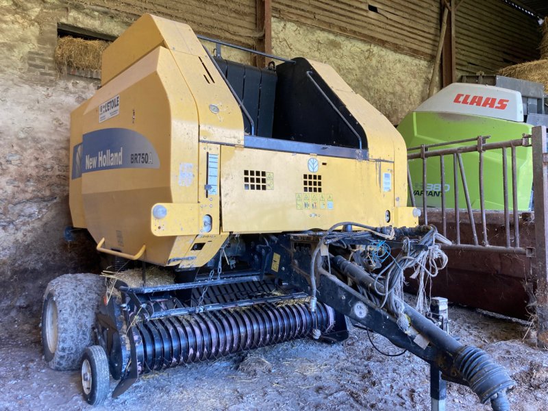 Rundballenpresse du type New Holland BR750A, Gebrauchtmaschine en VERT TOULON (Photo 1)