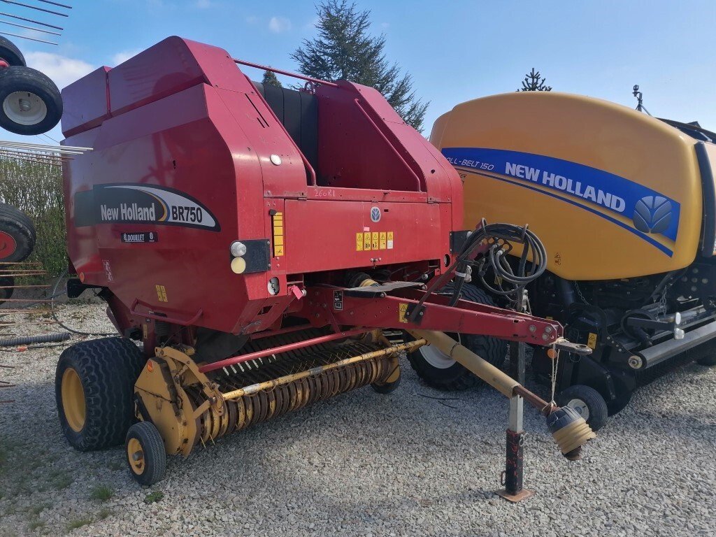 Rundballenpresse του τύπου New Holland Presse à balles rondes BR750 New Holland, Gebrauchtmaschine σε Aron (Φωτογραφία 1)