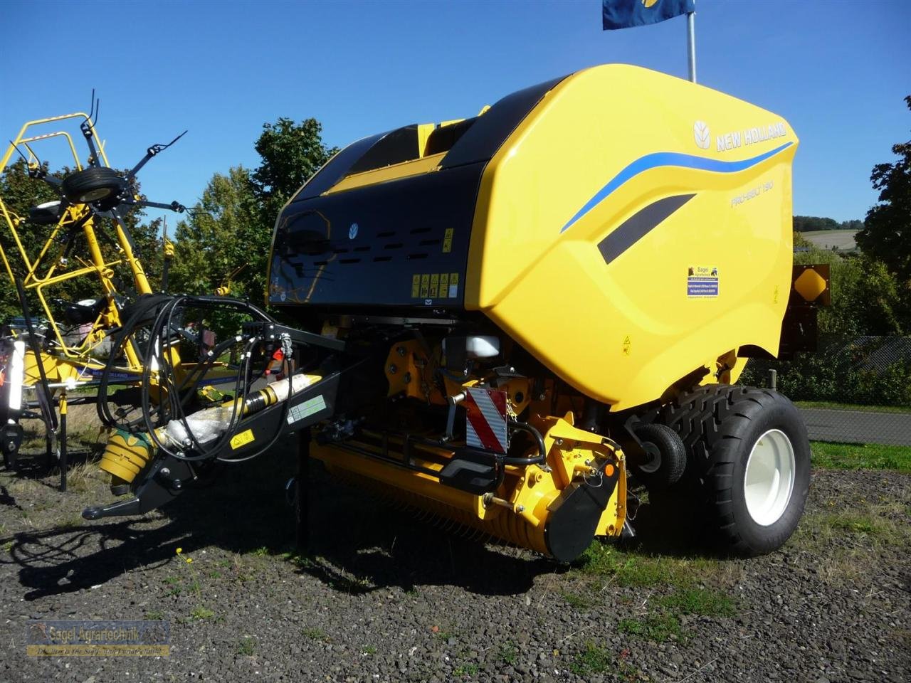 Rundballenpresse типа New Holland PRO-BELT 190 RC 25K, Neumaschine в Rhaunen (Фотография 1)