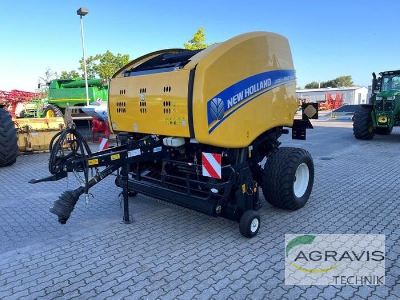 Rundballenpresse of the type New Holland RB 150 SUPER FEED 1.5, Gebrauchtmaschine in Calbe / Saale (Picture 1)