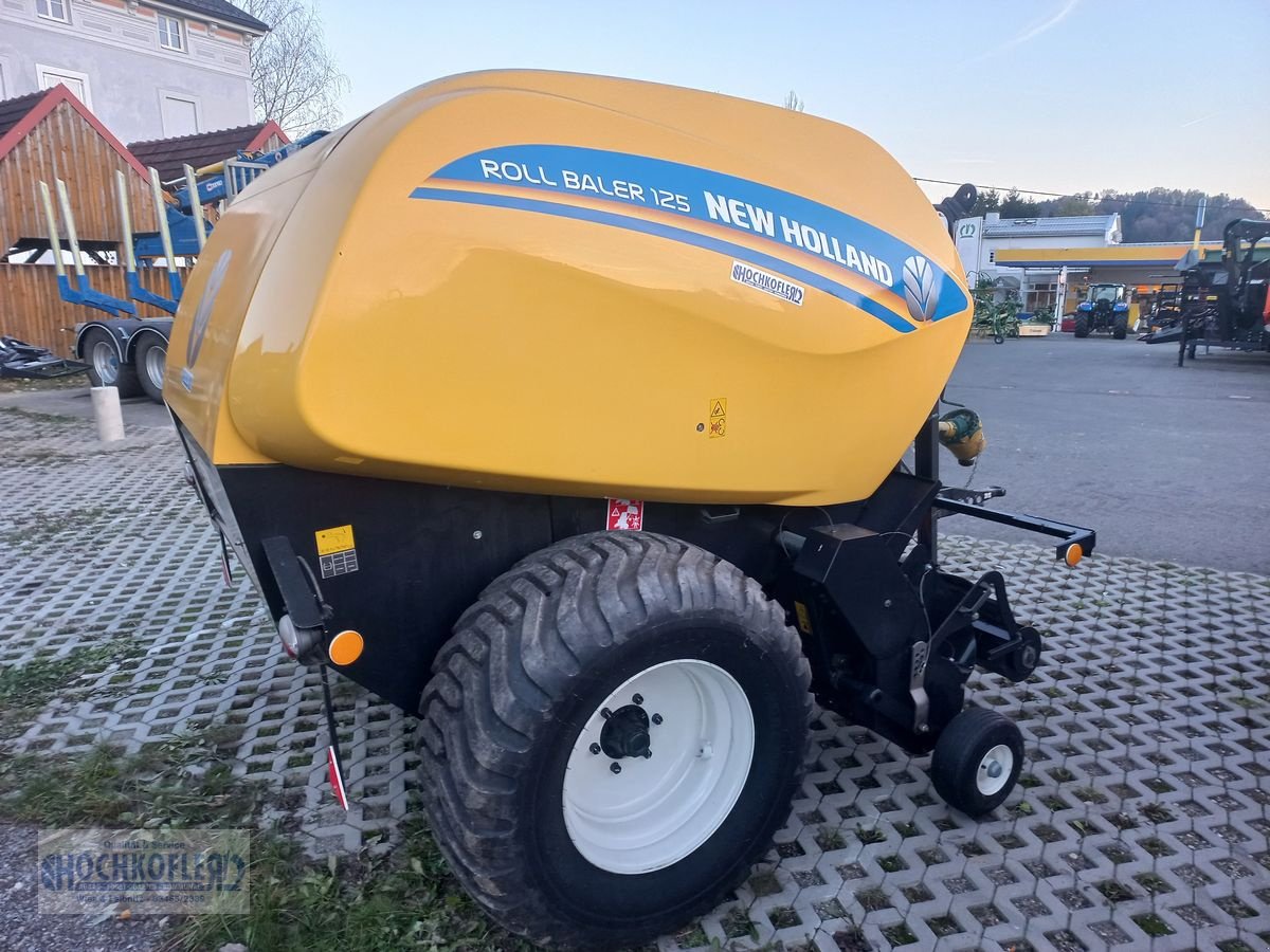 Rundballenpresse of the type New Holland Roll Baler 125, Vorführmaschine in Wies (Picture 4)