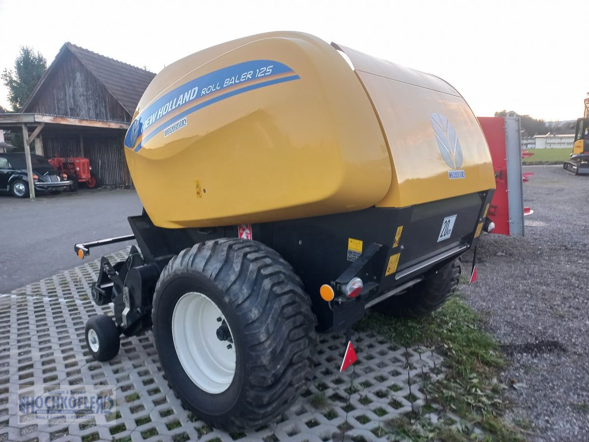 Rundballenpresse of the type New Holland Roll Baler 125, Vorführmaschine in Wies (Picture 5)