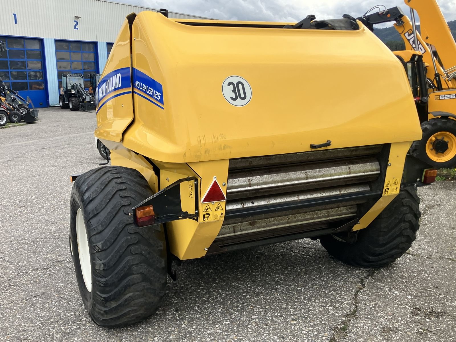 Rundballenpresse des Typs New Holland Roll Baler 125, Gebrauchtmaschine in Villach (Bild 3)