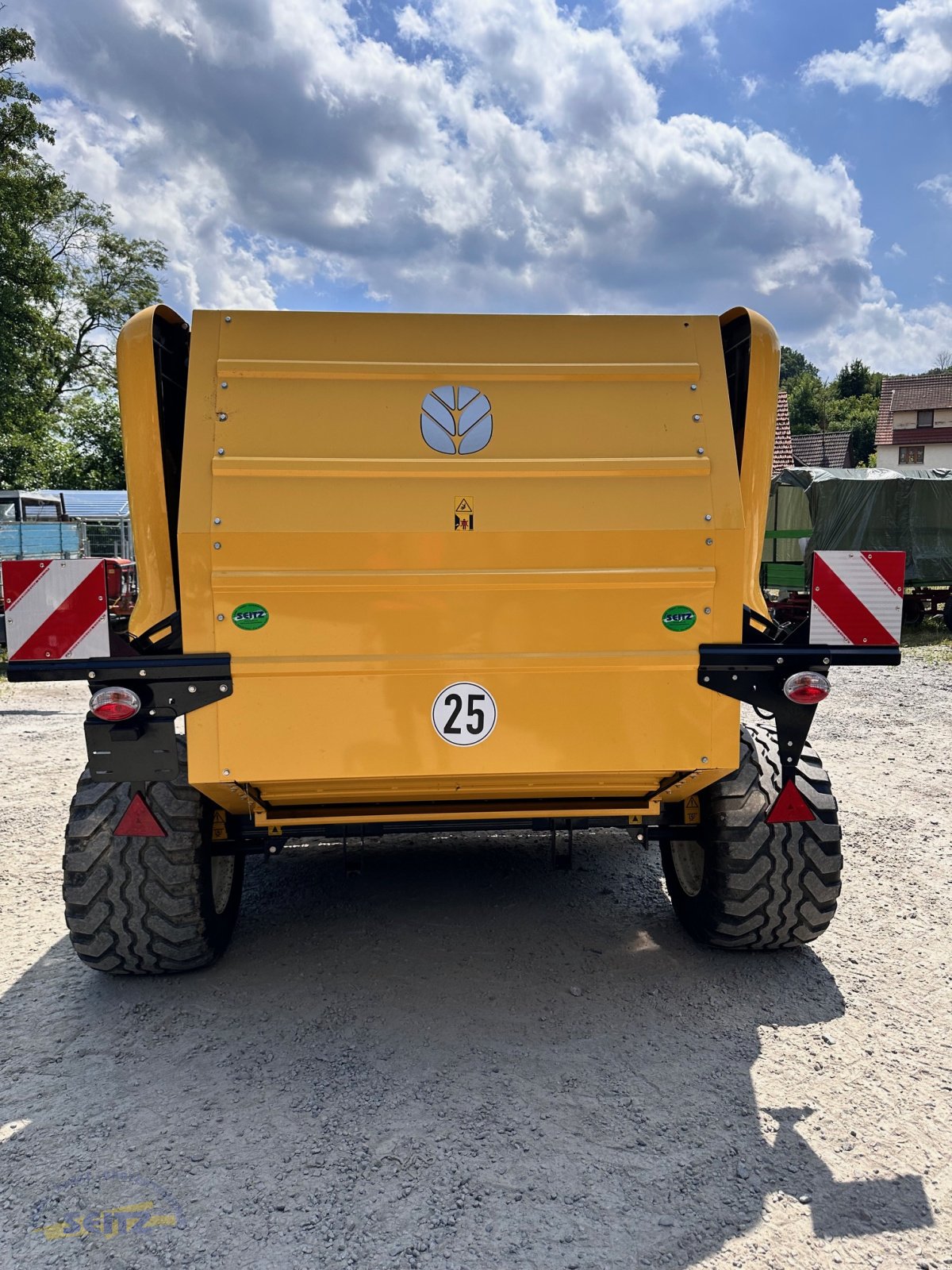 Rundballenpresse typu New Holland Roll Bar 125, Gebrauchtmaschine v Lindenfels-Glattbach (Obrázok 9)