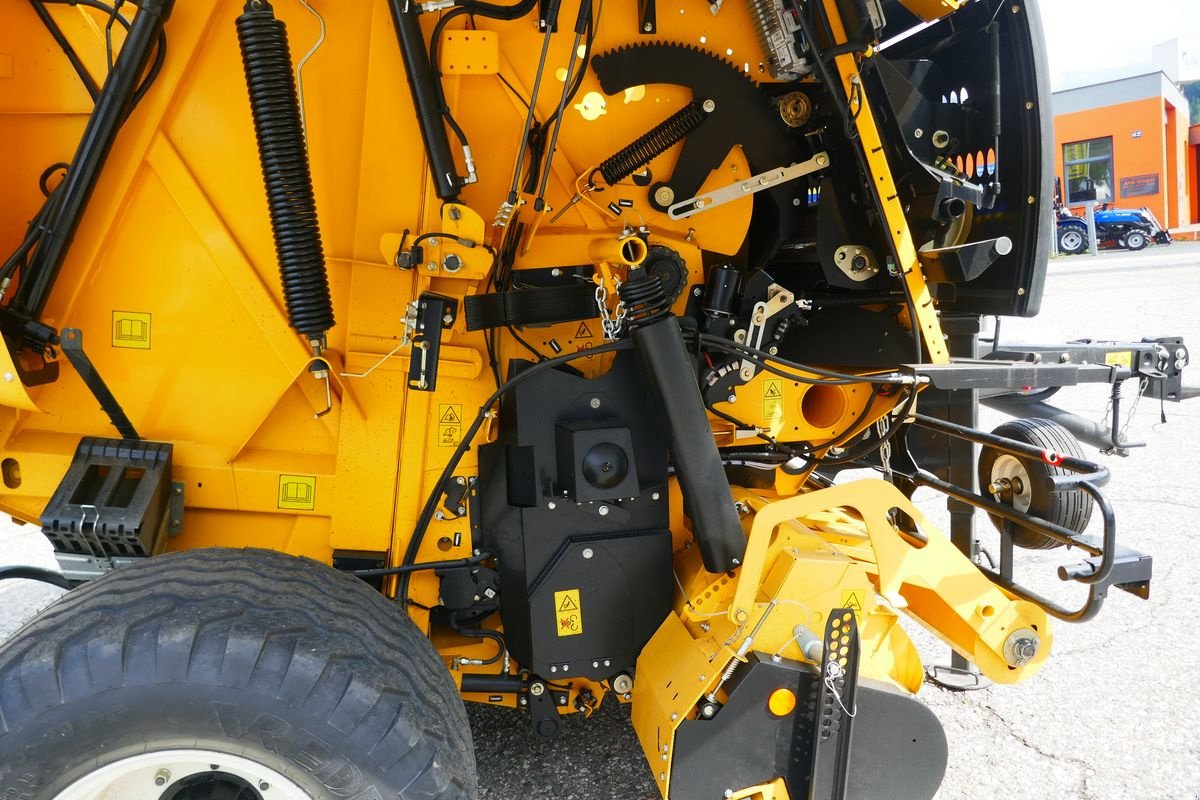 Rundballenpresse a típus New Holland Roll Belt 150 CC, Gebrauchtmaschine ekkor: Villach (Kép 11)