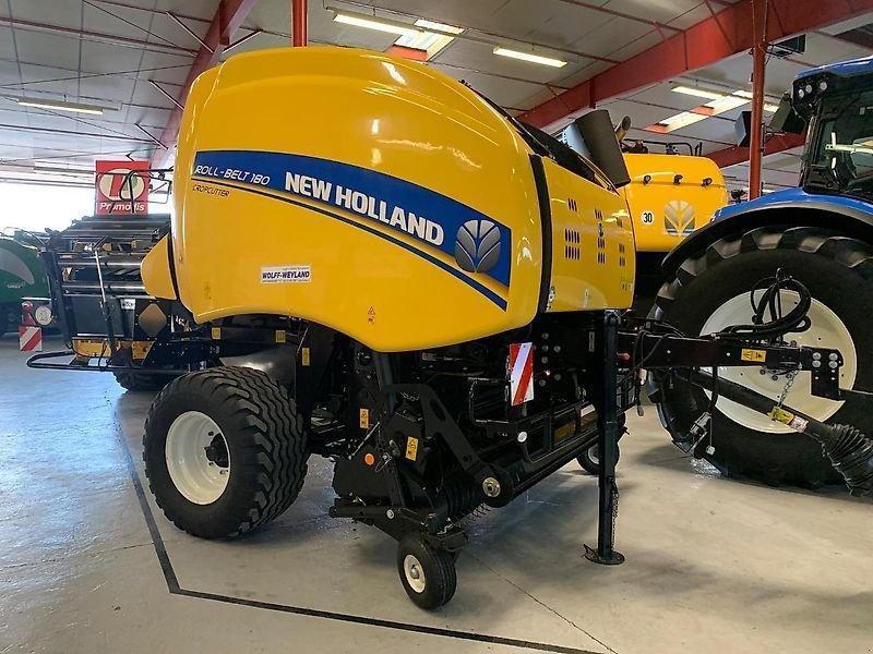 Rundballenpresse of the type New Holland ROLL BELT 180 Crop Cutter, Gebrauchtmaschine in Noerdange (Picture 1)