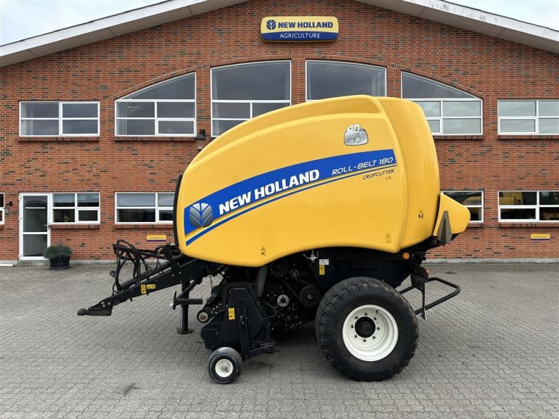 Rundballenpresse от тип New Holland Roll-Belt 180 CropCutter, Gebrauchtmaschine в Gjerlev J.