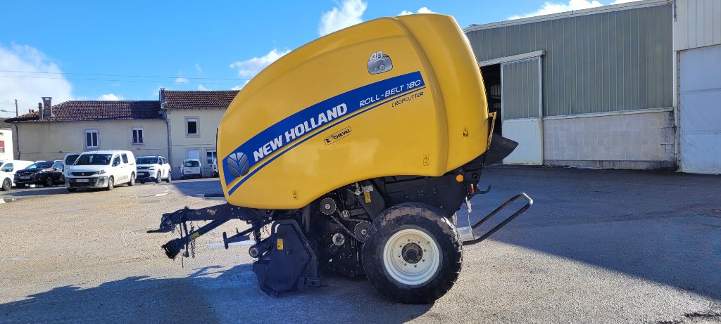 Rundballenpresse of the type New Holland Roll belt 180 CROPCUTTER, Gebrauchtmaschine in Lérouville (Picture 7)