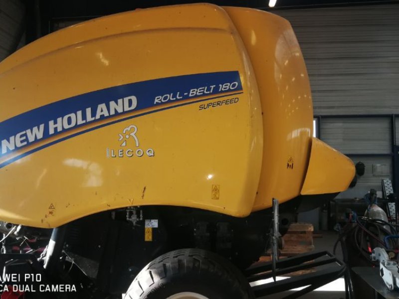 Rundballenpresse of the type New Holland ROLL BELT 180 superfeed, Gebrauchtmaschine in FRESNAY LE COMTE (Picture 1)
