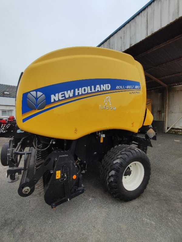 Rundballenpresse типа New Holland ROLL BELT 180 superfeed, Gebrauchtmaschine в FRESNAY LE COMTE (Фотография 2)