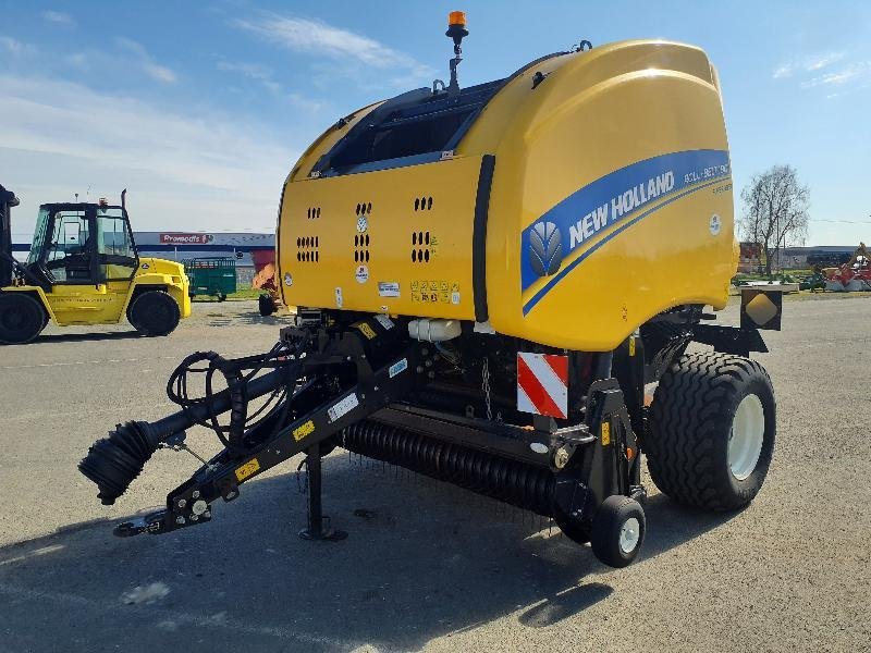 Rundballenpresse Türe ait New Holland ROLL-BELT180, Gebrauchtmaschine içinde ANTIGNY (resim 7)