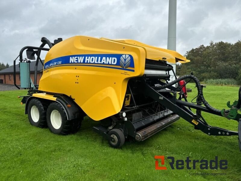 Rundballenpresse Türe ait New Holland Rollbaler 135 Ultra, Gebrauchtmaschine içinde Rødovre (resim 5)