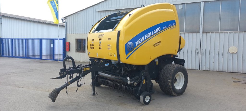 Rundballenpresse typu New Holland Rollbelt180 superfeed, Gebrauchtmaschine w VERT TOULON (Zdjęcie 1)