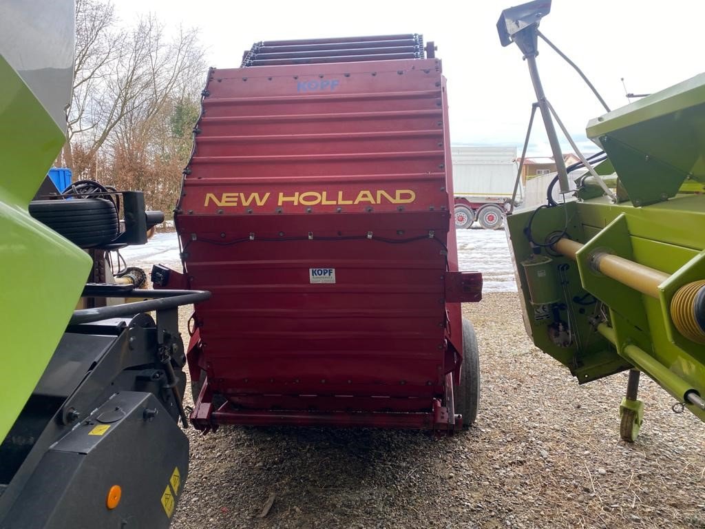 Rundballenpresse typu New Holland Typ 841 Landwirtmaschine, Gebrauchtmaschine v Schutterzell (Obrázek 11)