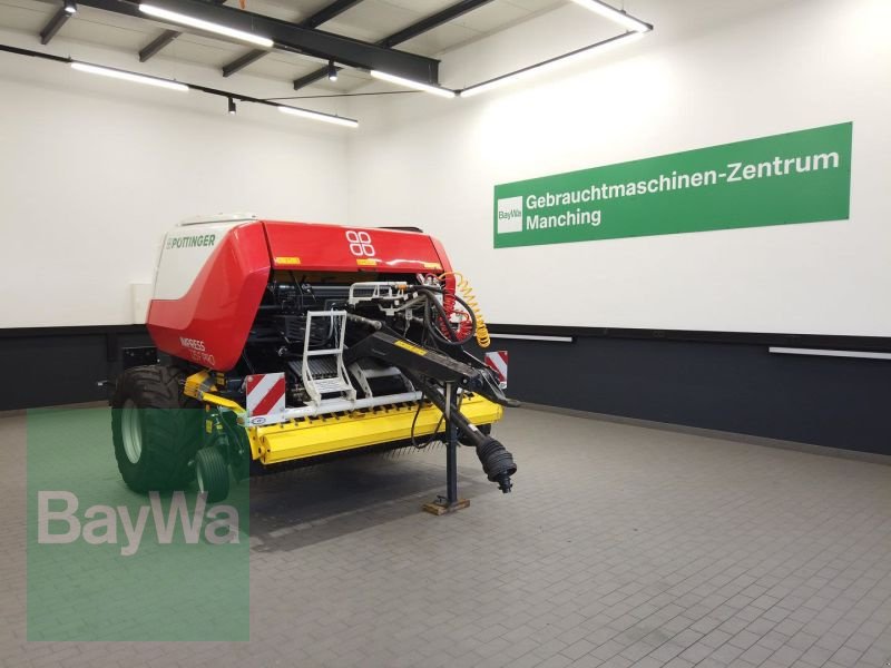 Rundballenpresse du type Pöttinger IMPRESS 125 F PRO, Vorführmaschine en Manching (Photo 1)