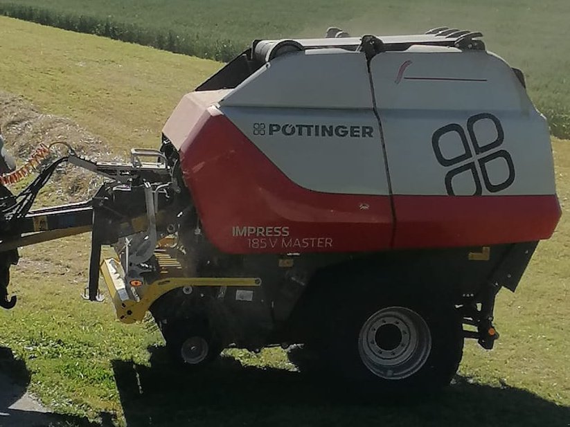 Rundballenpresse tip Pöttinger Impress 185 V Master, Gebrauchtmaschine in Regensburg (Poză 2)