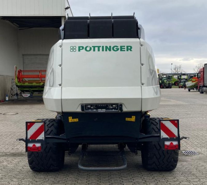 Rundballenpresse del tipo Pöttinger Impress 3190 V Pro, Gebrauchtmaschine In Hockenheim (Immagine 4)