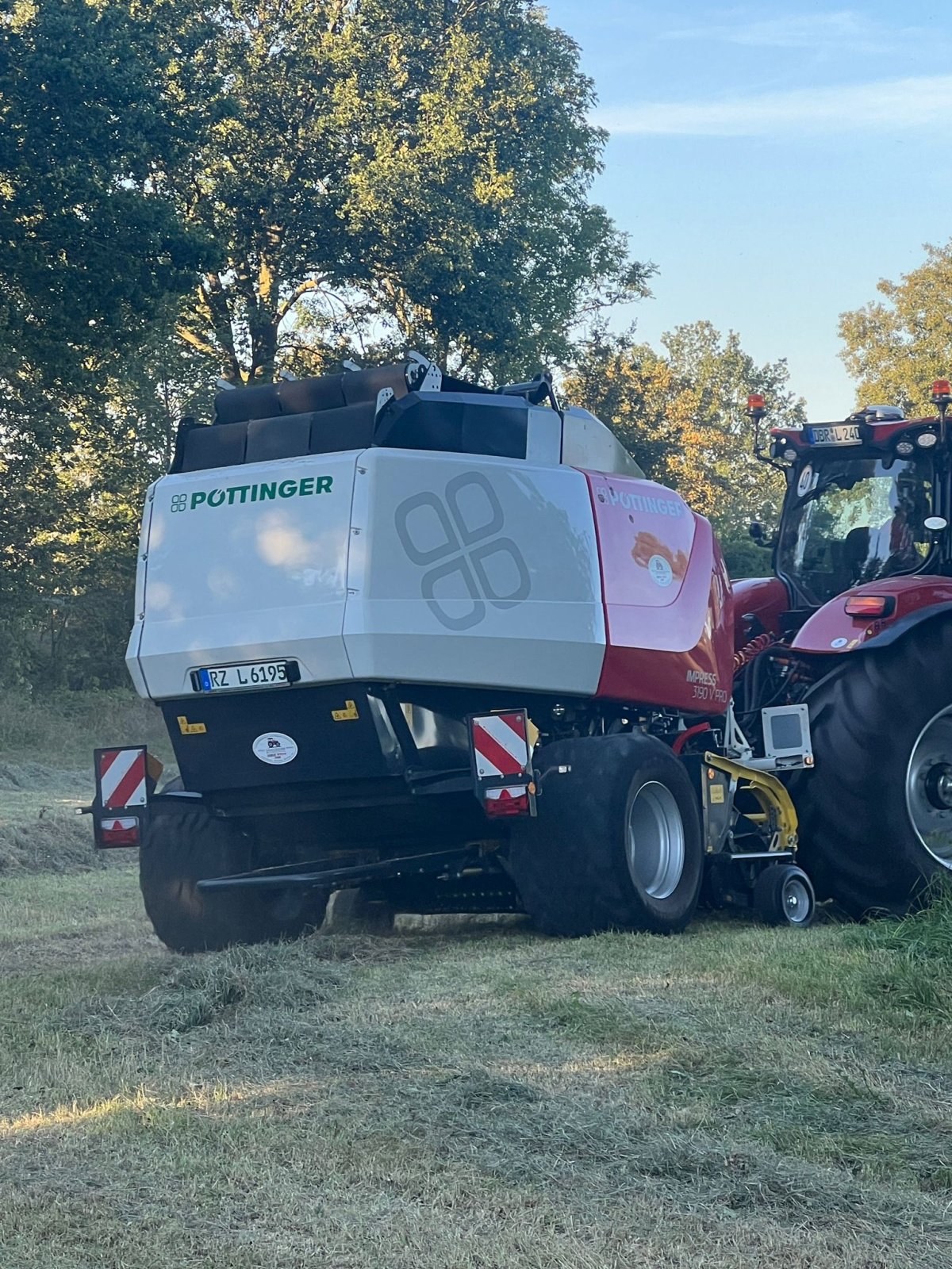 Rundballenpresse typu Pöttinger Impress 3190 V PRO, Gebrauchtmaschine w Klempau (Zdjęcie 13)