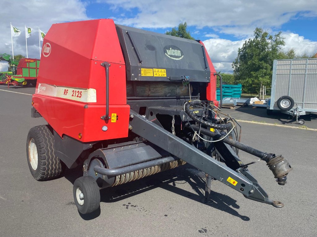 Rundballenpresse typu Vicon RF 2125, Gebrauchtmaschine v SAINT FLOUR (Obrázok 4)