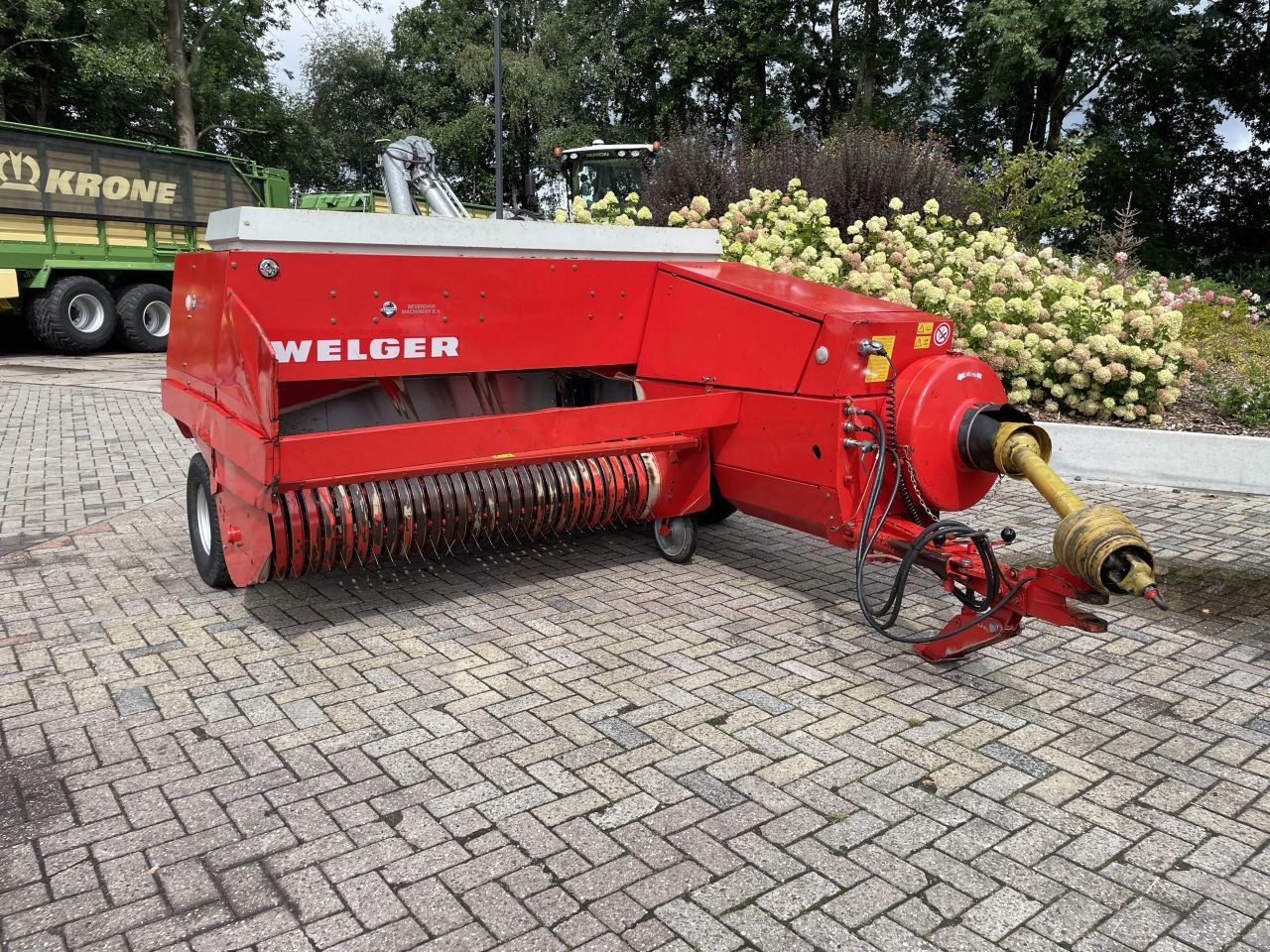 Rundballenpresse van het type Welger AP 830, Gebrauchtmaschine in Vriezenveen (Foto 7)