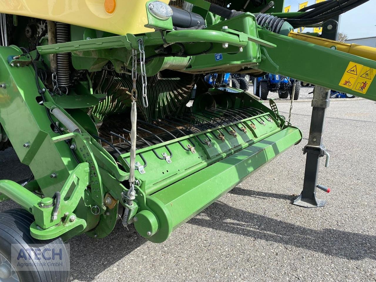 Rundballenwickelgerät del tipo Krone Comprima CV150XCPlus, Gebrauchtmaschine In Velburg (Immagine 8)