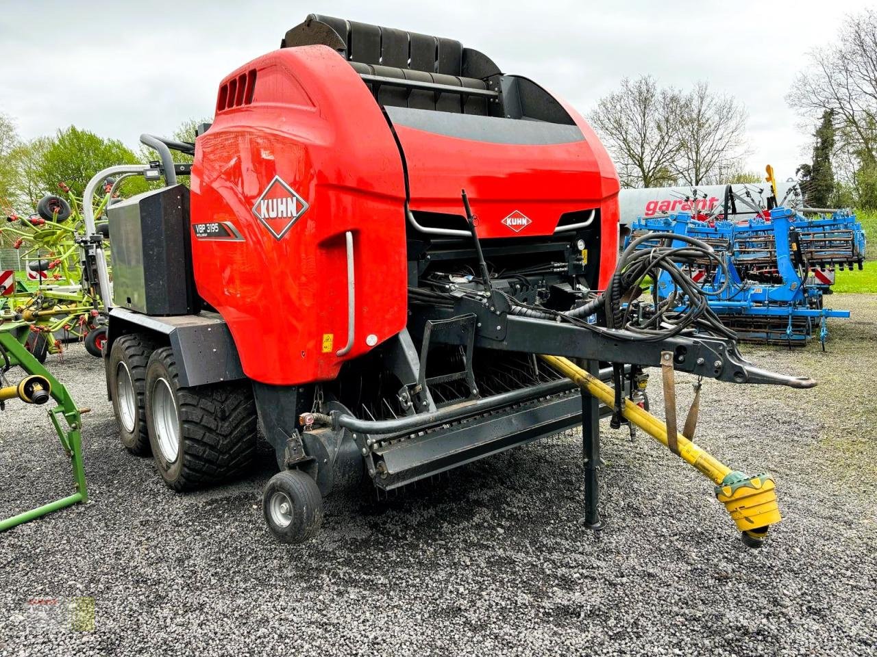 Rundballenwickelgerät des Typs Kuhn VBP 3195 INTELLIWRAP, OPTI CUT 23, Gebrauchtmaschine in Westerstede (Bild 7)