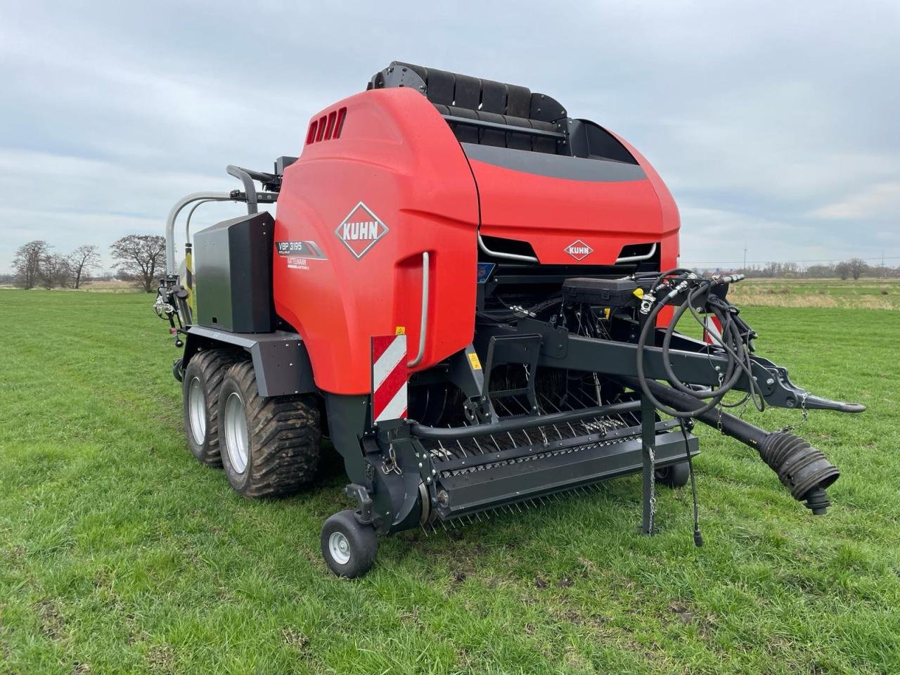 Rundballenwickelgerät del tipo Kuhn VBP 3195 OC23 (Ersteinsatz 2022), Gebrauchtmaschine In Stuhr (Immagine 4)