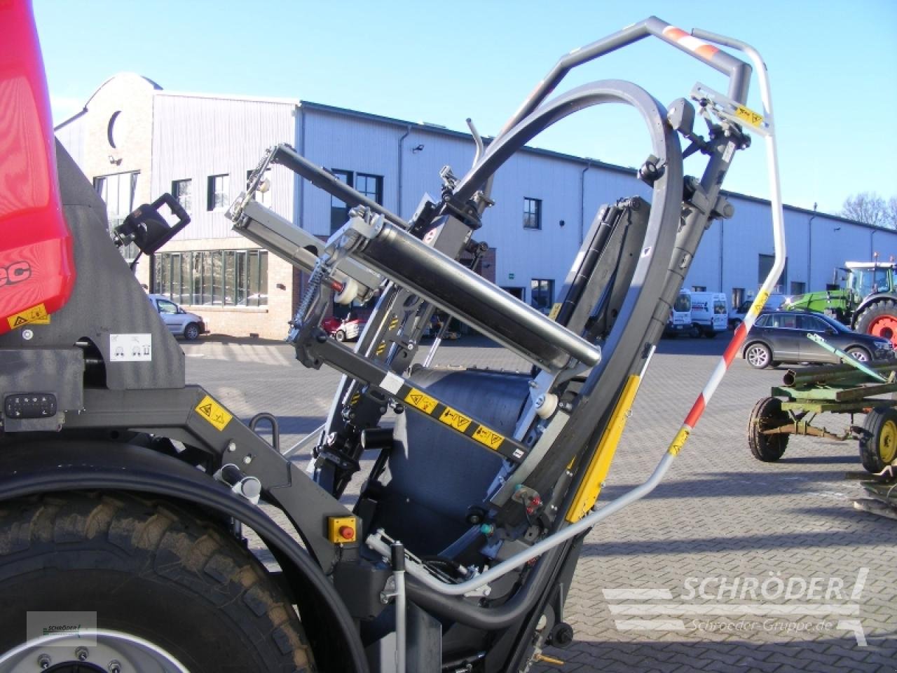 Rundballenwickelgerät of the type Massey Ferguson RBC 3130 F - 25 MS -, Neumaschine in Westerstede (Picture 7)