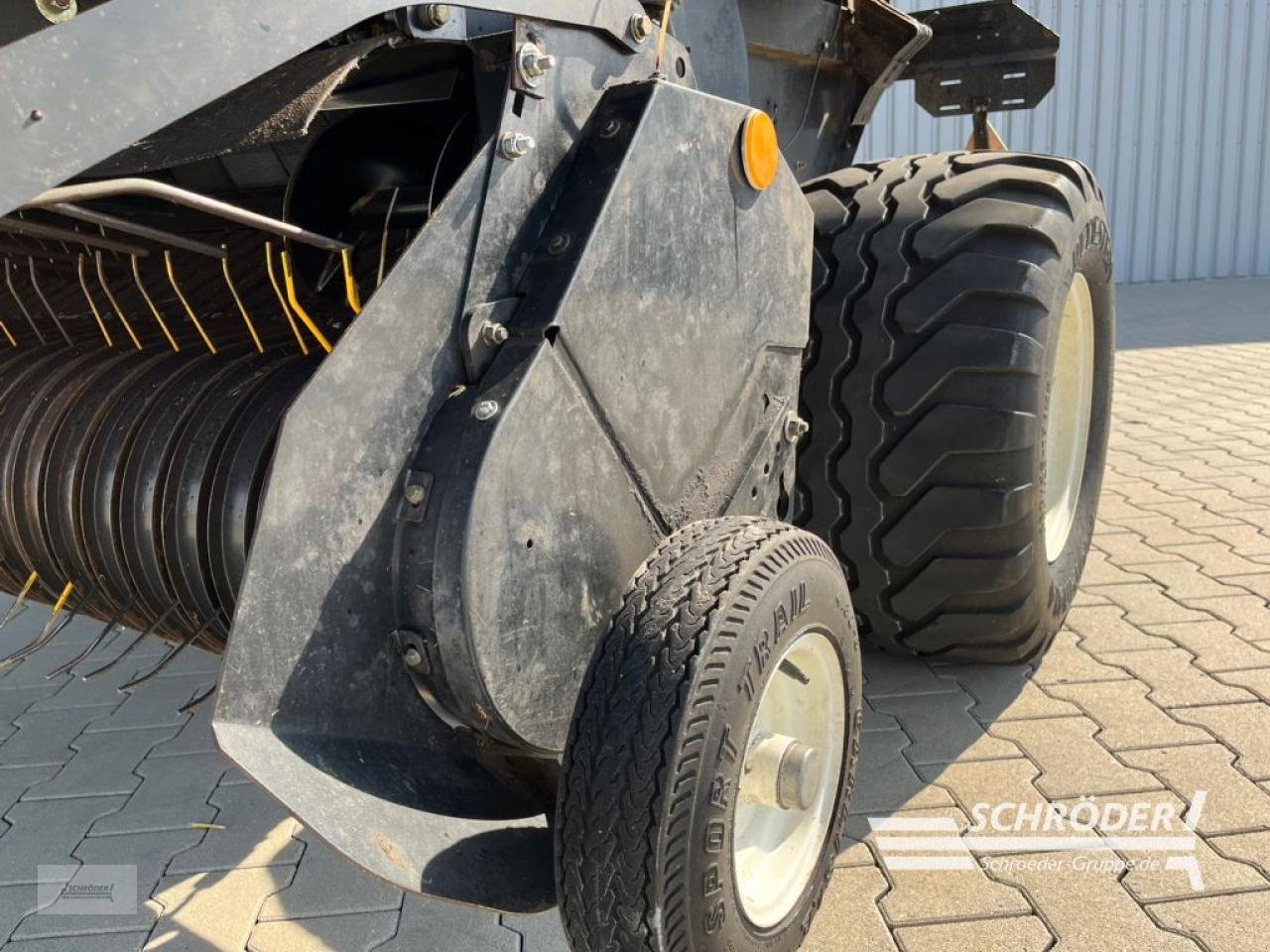 Rundballenwickelgerät za tip New Holland BR 7070, Gebrauchtmaschine u Scharrel (Slika 15)