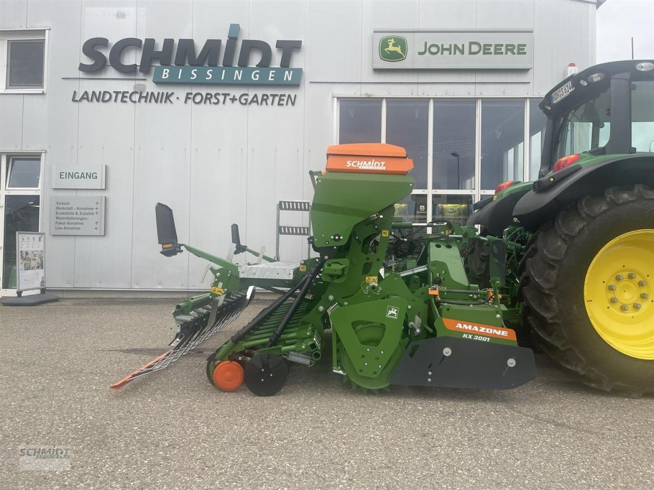 Saatbettkombination des Typs Amazone KX3001 + Cataya 3000 Special, Neumaschine in Herbrechtingen (Bild 1)