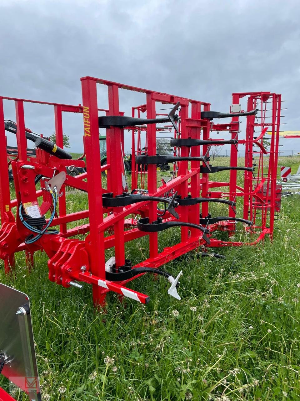 Saatbettkombination van het type Einböck Taifun 400 F, Neumaschine in Bonndorf (Foto 1)