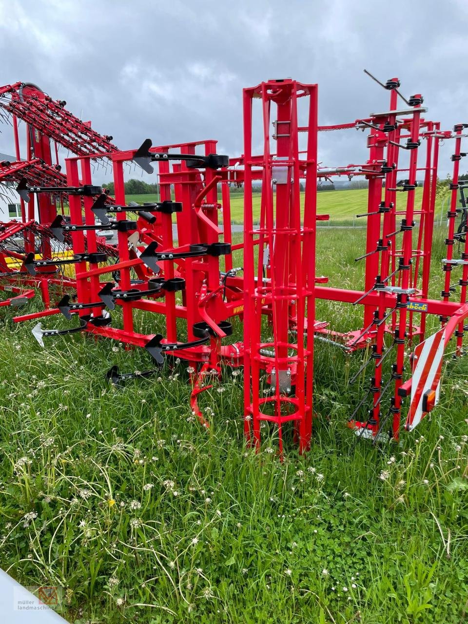 Saatbettkombination van het type Einböck Taifun 400 F, Neumaschine in Bonndorf (Foto 2)