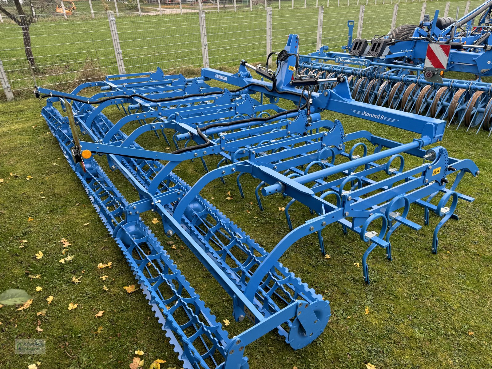 Saatbettkombination of the type Lemken Korund 8/600 K, Neumaschine in Buch am Wald (Picture 2)