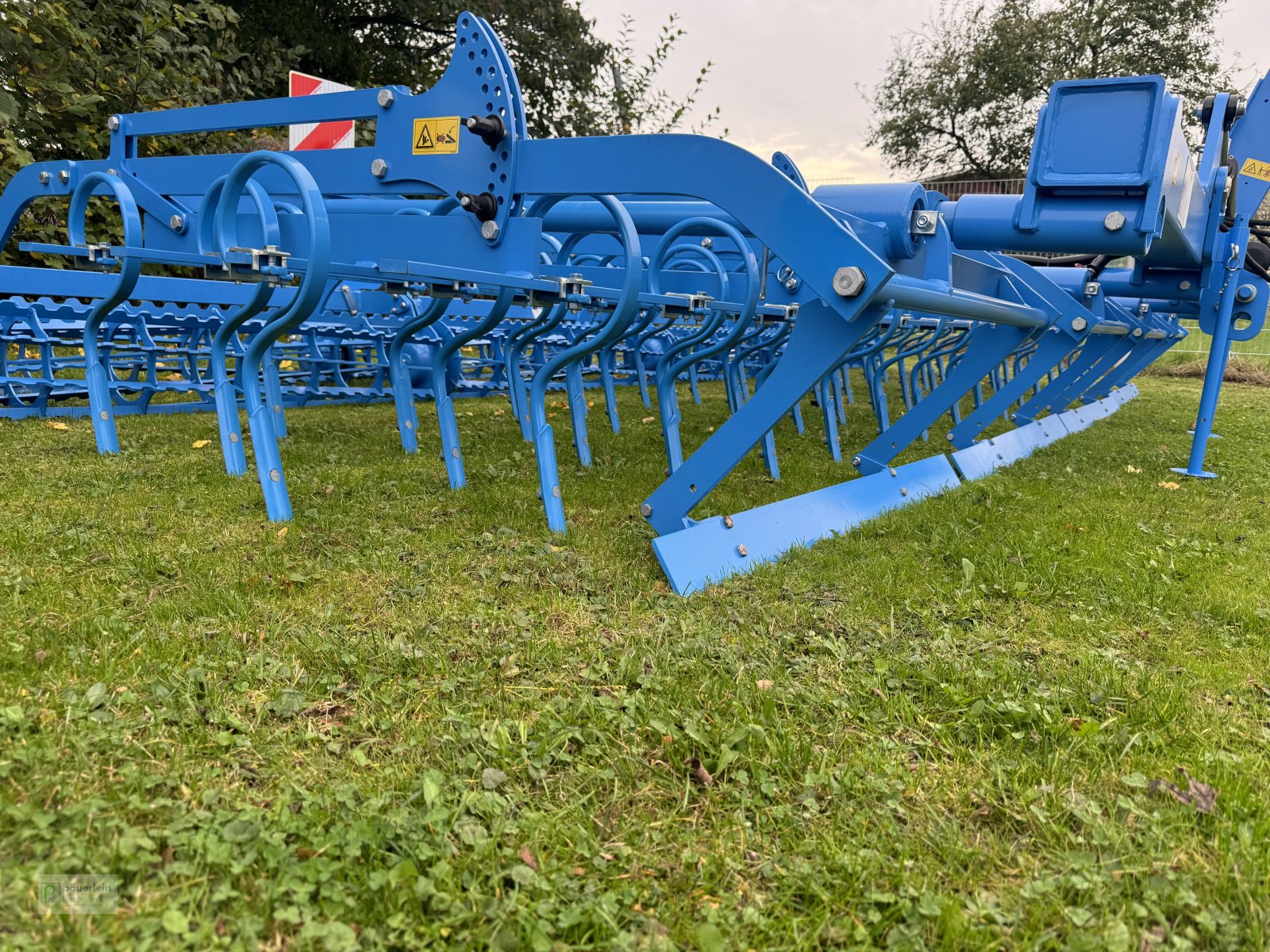 Saatbettkombination of the type Lemken Korund 8/600 K, Neumaschine in Buch am Wald (Picture 5)