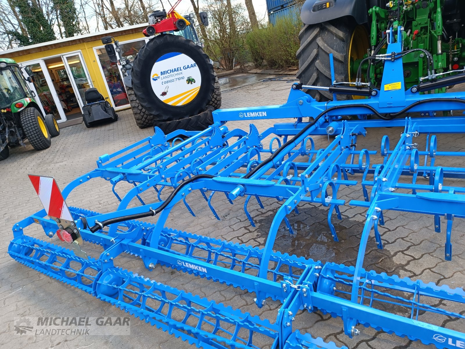 Saatbettkombination van het type Lemken korund 8/600, Neumaschine in Höhenkirchen-Siegertsbrunn (Foto 2)