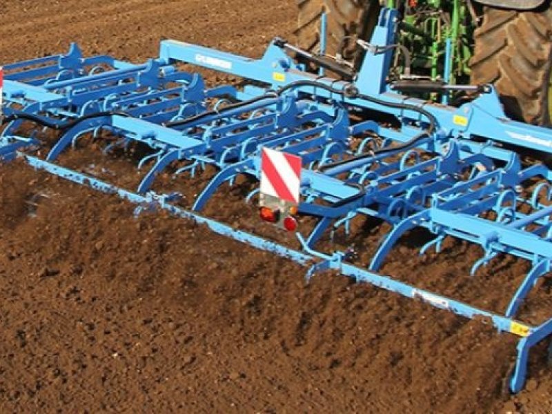 Saatbettkombination del tipo Lemken Korund 8-750 K Marathonzinken Tasträder, Gebrauchtmaschine en Schutterzell (Imagen 1)