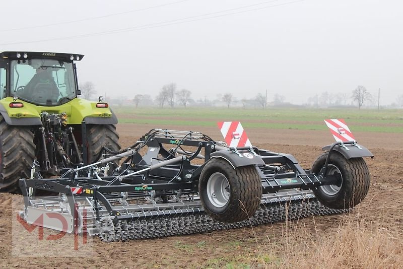 Saatbettkombination van het type MD Landmaschinen MD AGT Saatbettkombination UPH 4 m, 4,5 m, 5,0 m, 6,0 m hydr. klappbar, Neumaschine in Zeven (Foto 5)