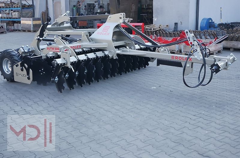 Saatbettkombination del tipo MD Landmaschinen RX Scheibenegge mit Hitch und Transportreifenwalze 2,5 m - 2,7 m AUTW, Neumaschine en Zeven (Imagen 2)