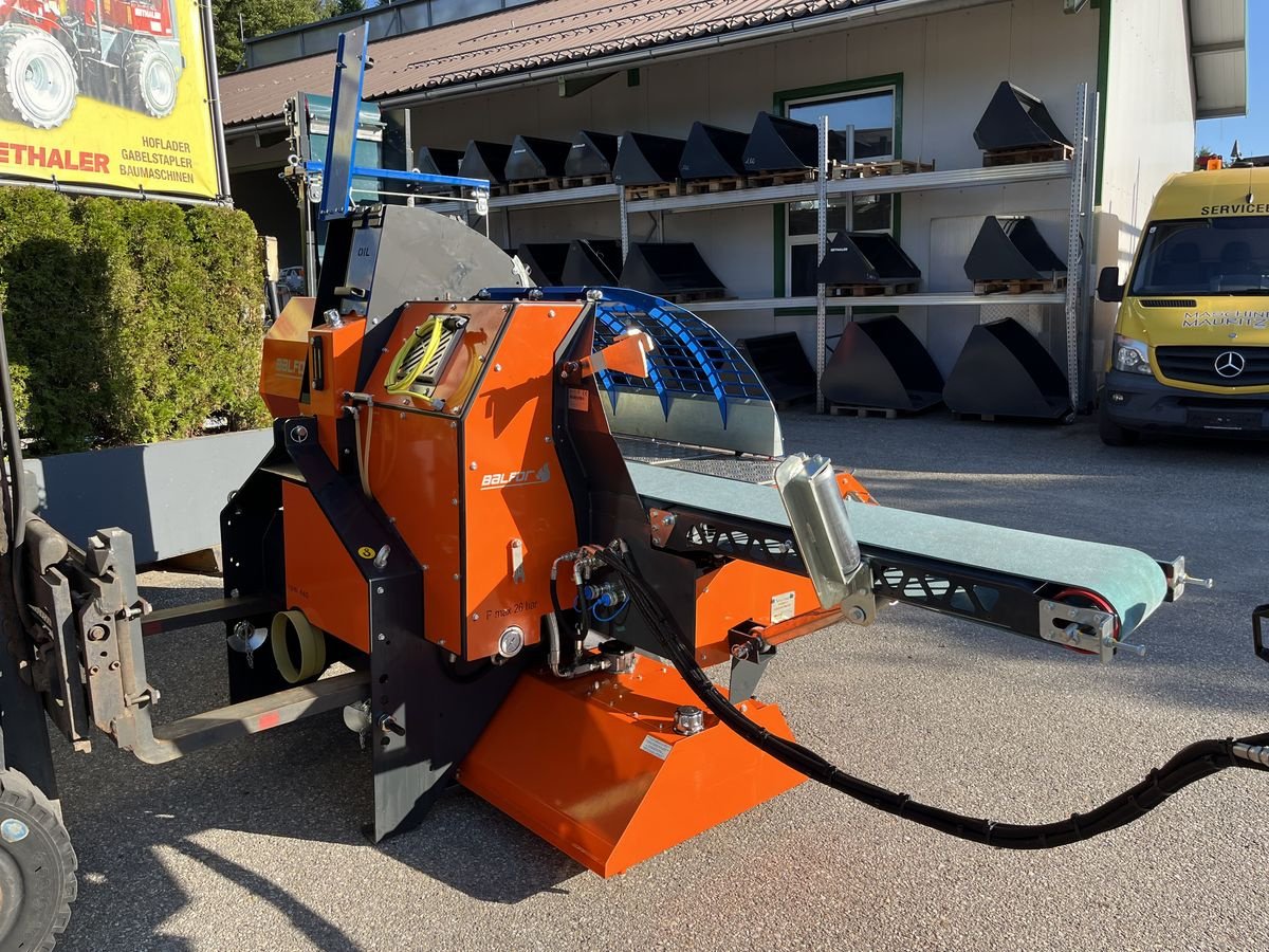 Sägeautomat & Spaltautomat Türe ait Balfor Continental 416 C Joy Sägespaltautomat, Neumaschine içinde Bad Leonfelden (resim 7)