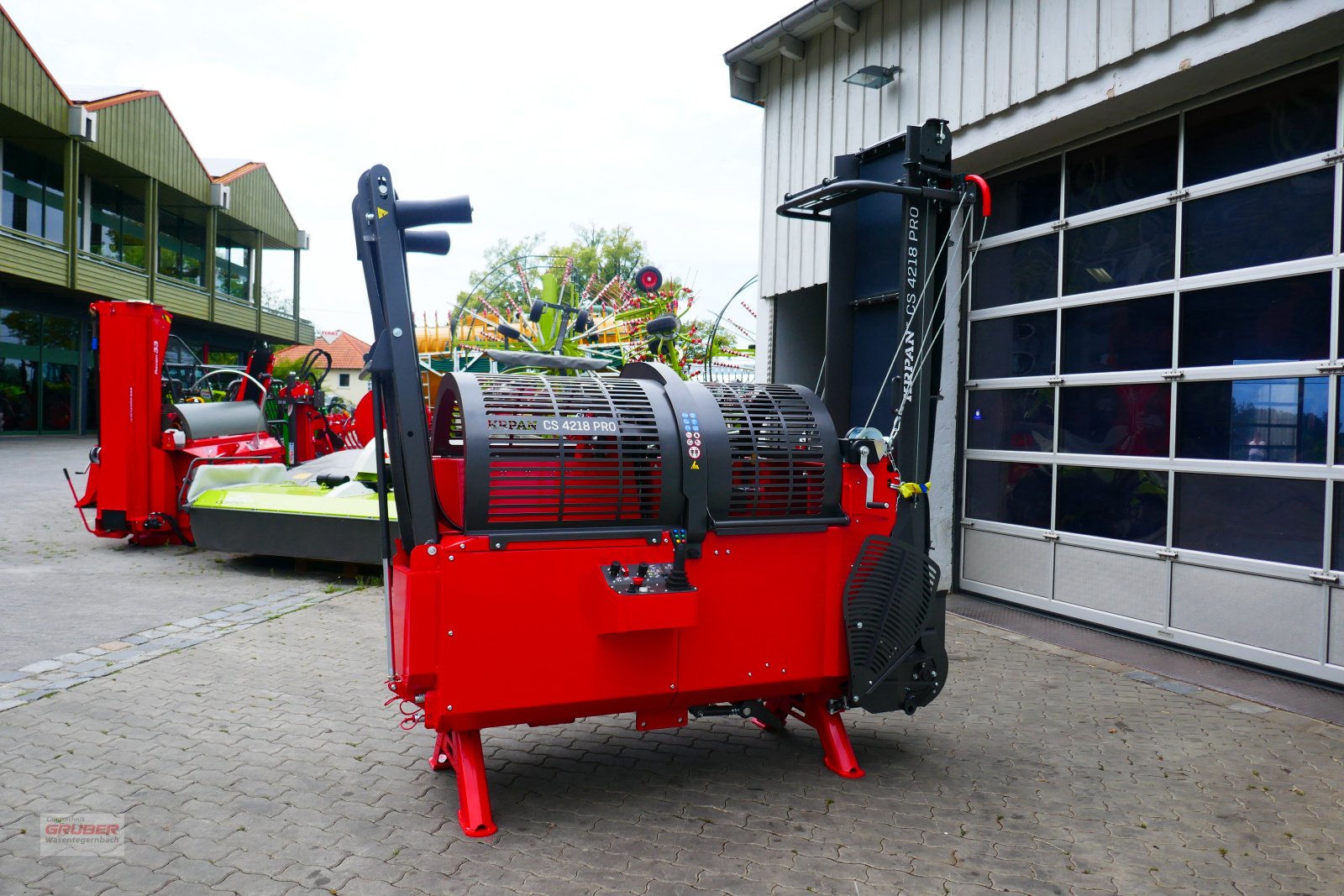 Sägeautomat & Spaltautomat del tipo Krpan CS 4218 Pro - eingesetzt, Neumaschine en Dorfen (Imagen 4)