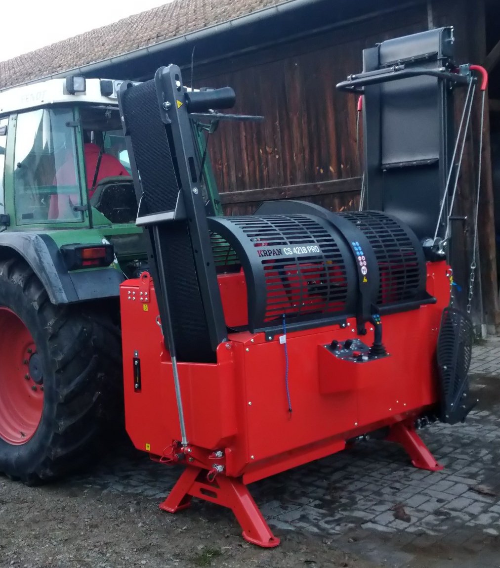 Sägeautomat & Spaltautomat del tipo Krpan CS 4218 PRO, Neumaschine en Cham (Imagen 1)