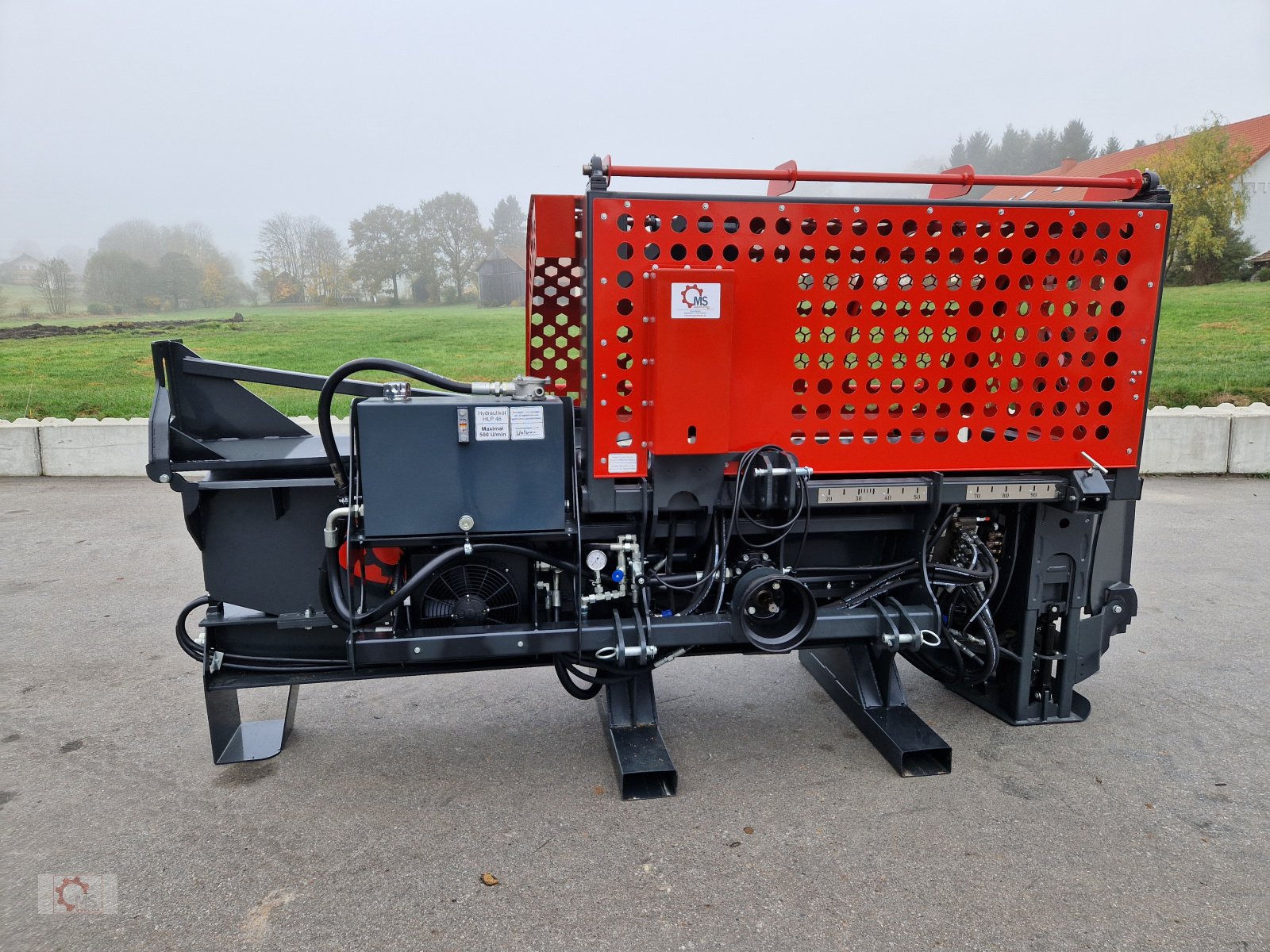 Sägeautomat & Spaltautomat of the type MS Splitter 1500 22to 50cm Durchmesser 1m Scheitlänge Ölkühler Sägespaltautomat, Neumaschine in Tiefenbach (Picture 8)